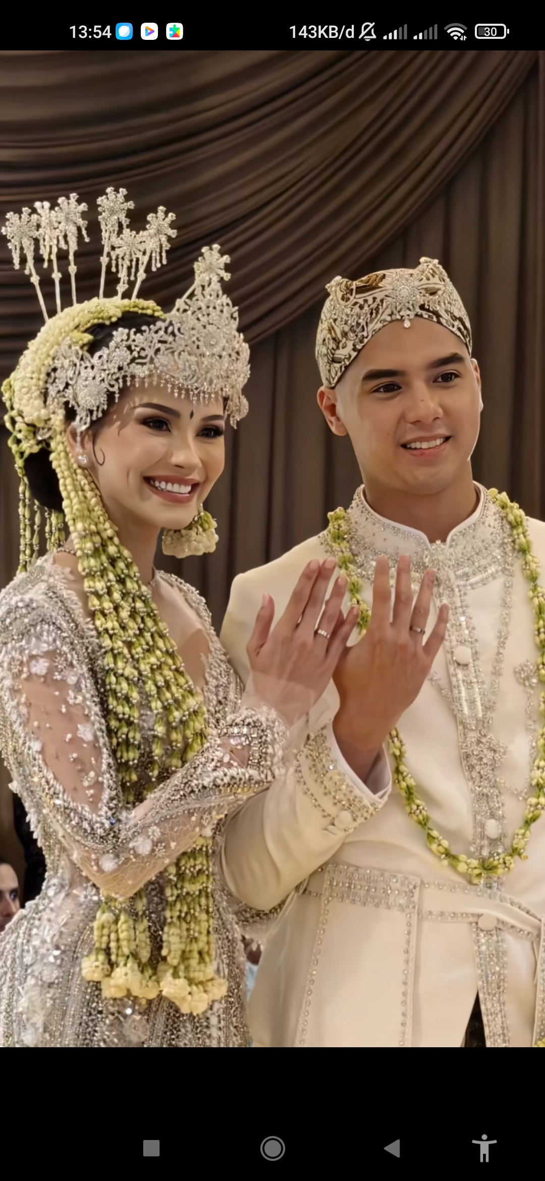 Al Ghazali Nikahi Alyssa Daguise