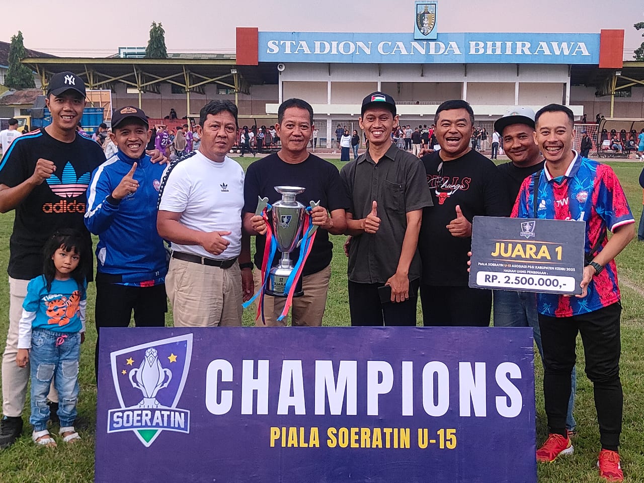 Anggota DPRD Kabupaten Kediri Mas De Maghfur apresiasi kejuaraan sepakbola piala soeratin U-13 dan U-15 Kabupaten Kediri berjalan lancar.