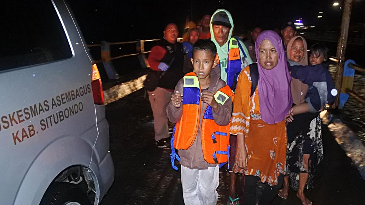 Kapal Motor Penumpang (KMP) Tunu Pratama Jaya dilaporkan tenggelam di perairan Selat Bali pada Rabu malam (2/7).