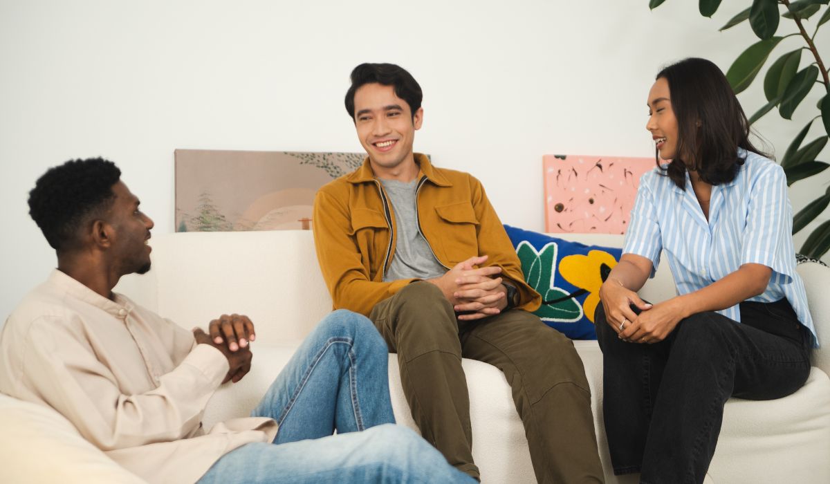 People of Indonesia Group Chatting on a Couch, Karya Satrio Ramadhan dari Studio Indonesia, Canva