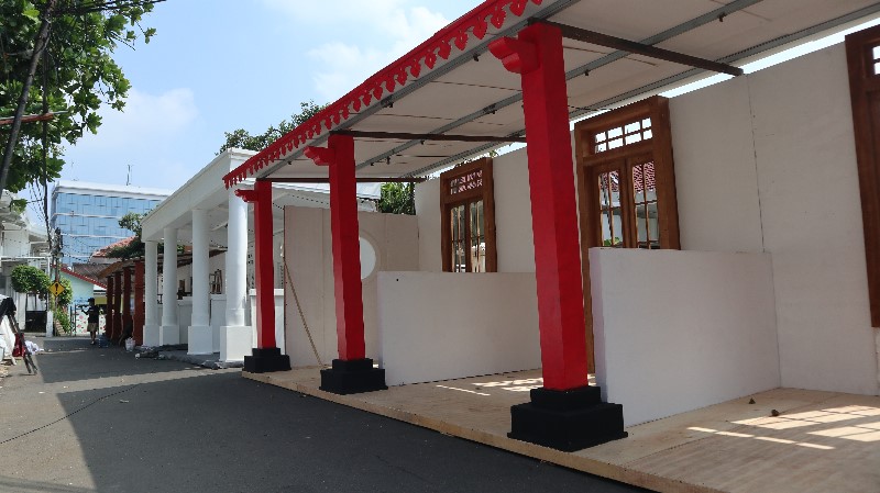 Stan pameran City Expo berdiri di sepanjang Jalan Basuki Rahmad