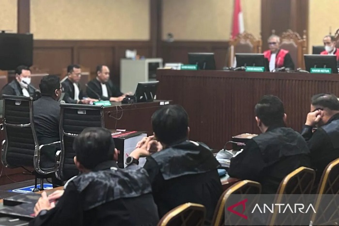 Jaksa Penuntut Umum (JPU) Komisi Pemberantasan Korupsi (KPK) membongkar fakta baru dalam sidang perkara dugaan suap dan perintangan penyidikan dengan terdakwa Sekjen DPP PDIP, Hasto Kristiyanto.