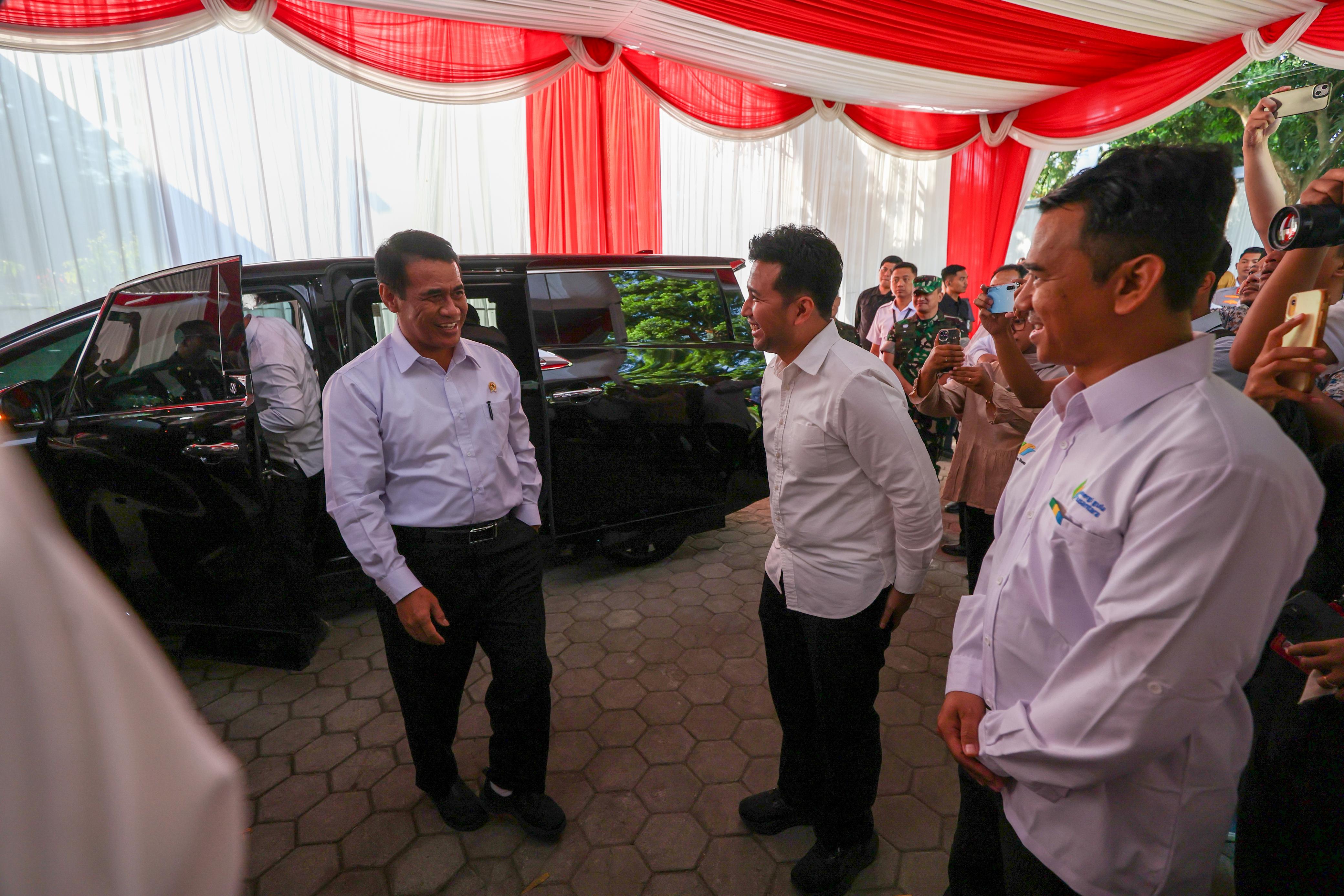 Menteri Pertanian (Mentan) RI Andi Amran sulaiman berkunjung ke PG Pesantren Baru Kota Kediri.