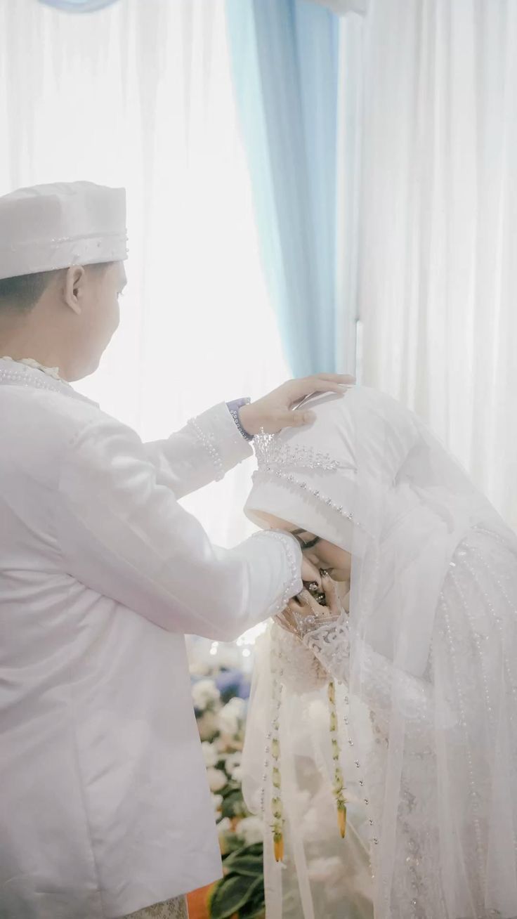Ilustrasi pasangan suami istri.