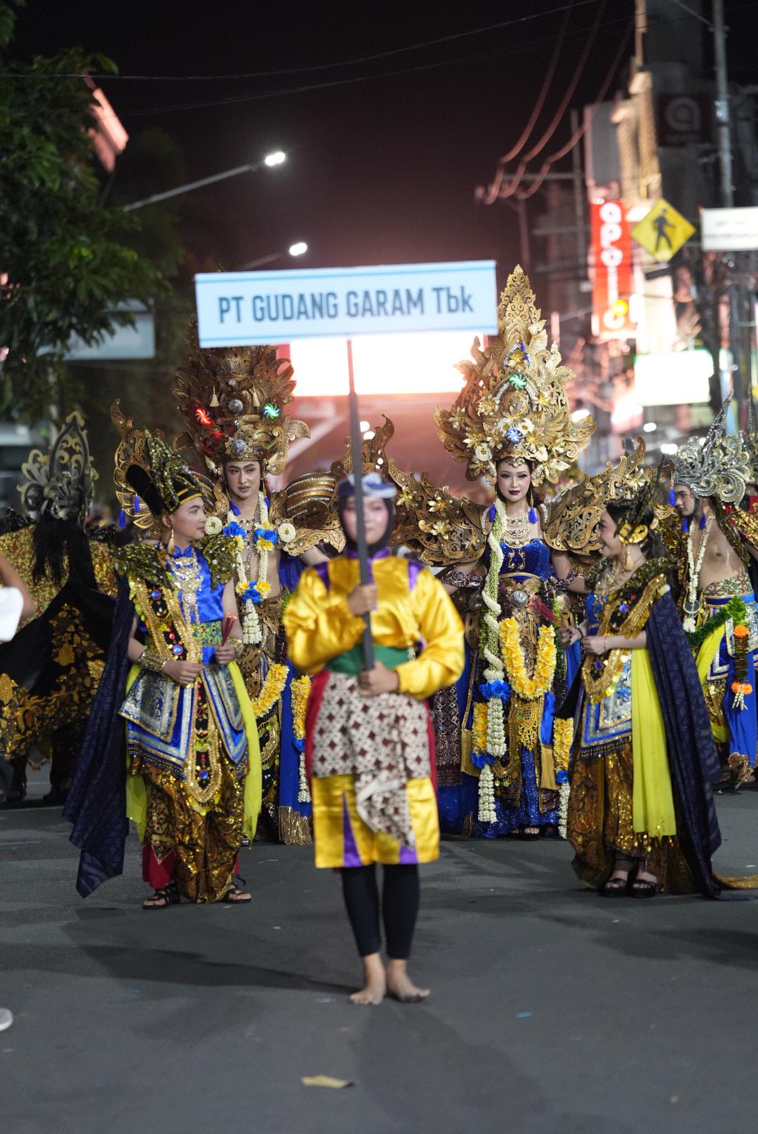 Kontingen PT Gudang Garam Tbk dalam Apeksi Nite Carnical