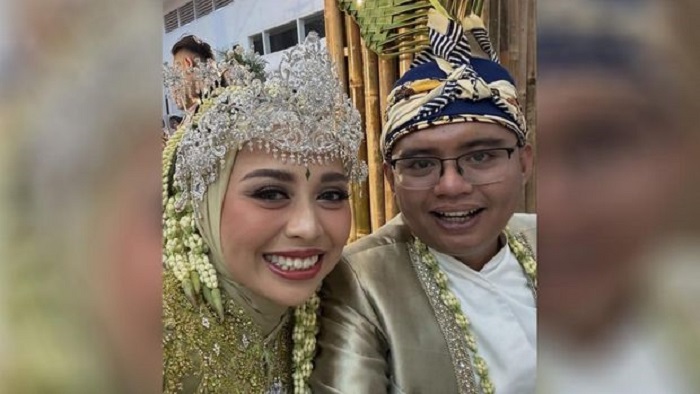 Pesta pernikahan putra Gubernur Jawa Barat Dedi Mulyadi, Maula Akbar, dengan Wakil Bupati Garut, Luthfianisa Putri Karlina, berubah menjadi tragedi.