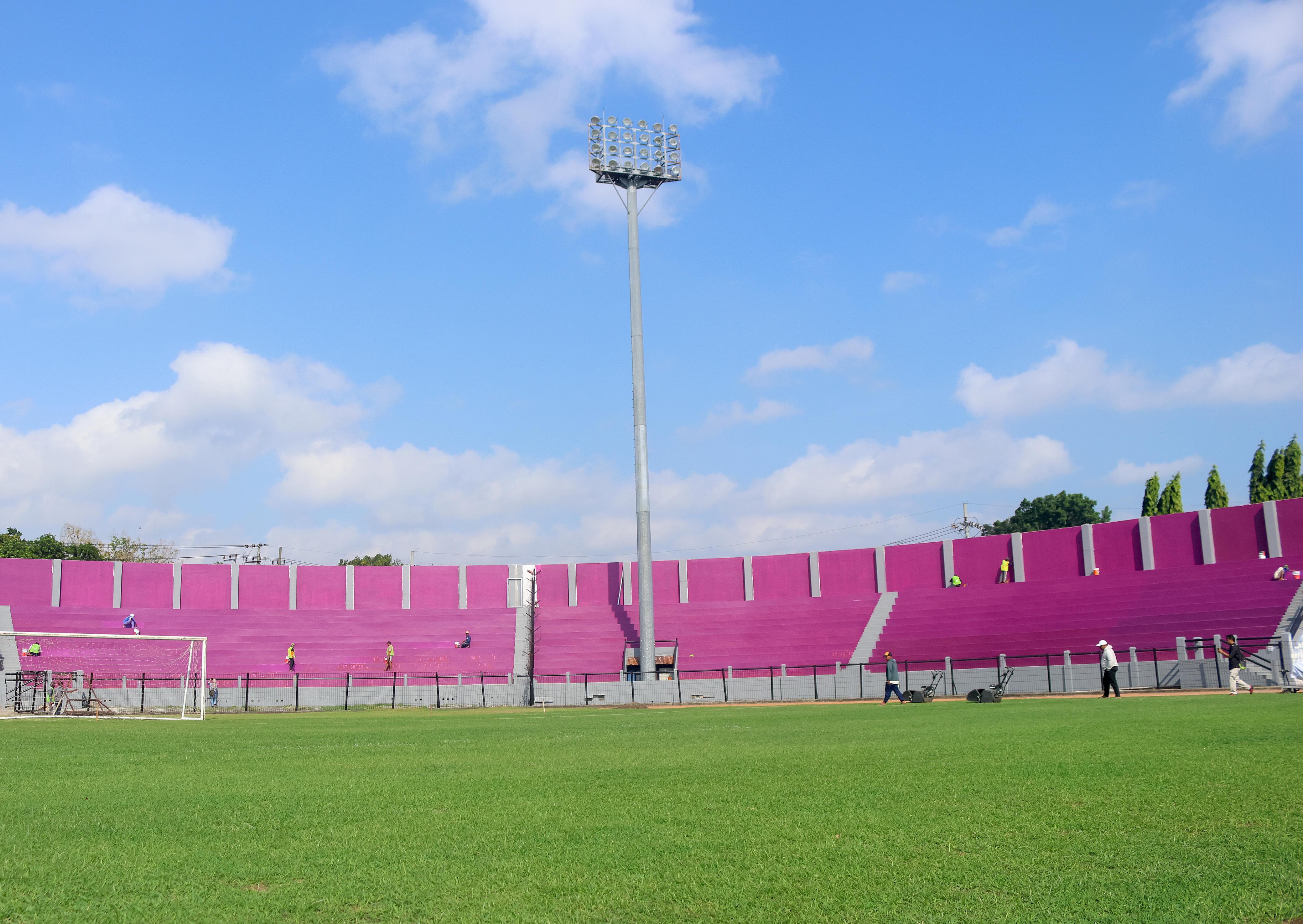 Kondisi Stadion Brawijaya Kota Kediri.