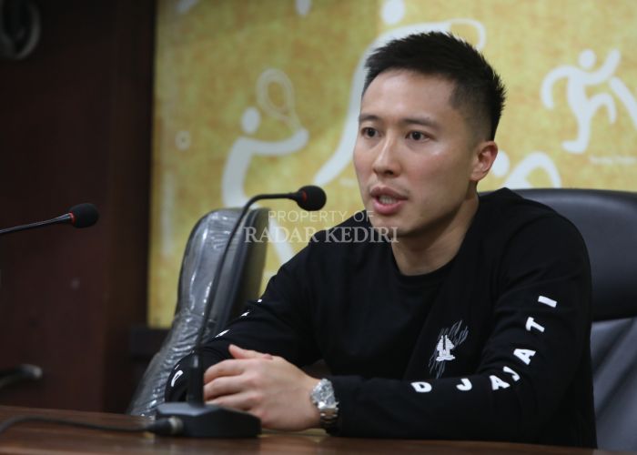 Bos Persik Kediri Arthur Irawan.