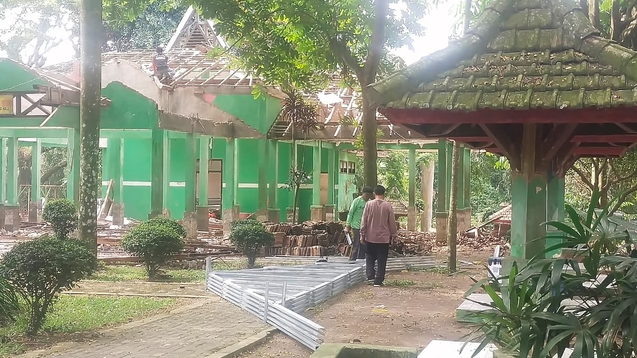 Renovasi Sumber  Ubalan