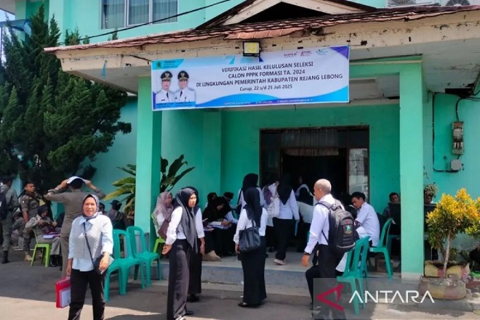 Proses seleksi Pegawai Pemerintah dengan Perjanjian Kerja (PPPK) 2024 di Kabupaten Rejang Lebong, Bengkulu, mendapat sorotan.