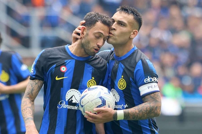 I due MVP della Serie A 2023/2024: Hakan Calhanoglu e Lautaro Martinez | Diretta.it