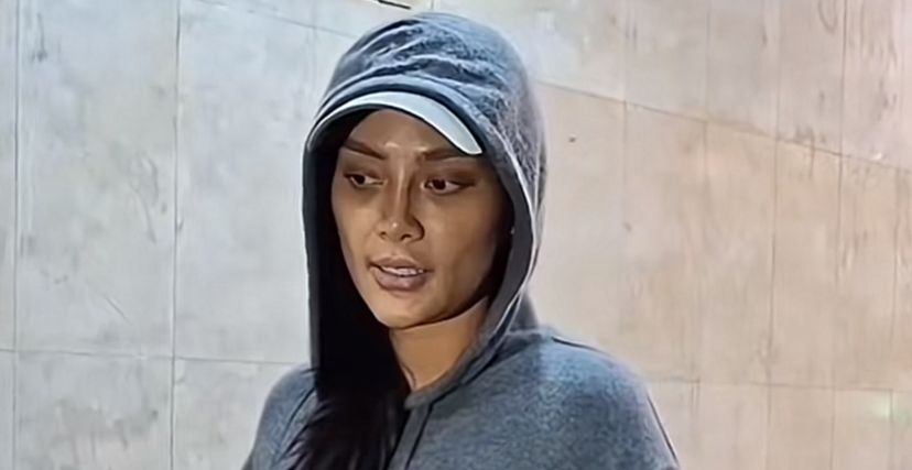 Artis Erika Carlina resmi melaporkan DJ Panda ke Polda Metro Jaya atas dugaan pengancaman. Laporan tersebut sudah tercatat dengan nomor LP/B/5027/VII/2025/SPKT/Polda Metro Jaya.