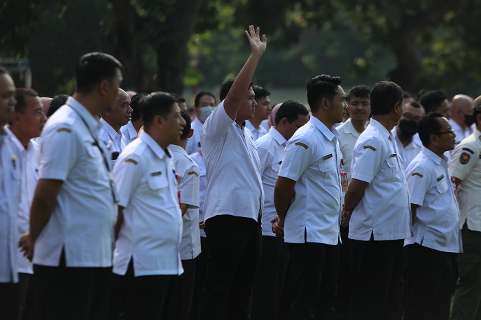 Pensiunan Pegawai Negeri Sipil (PNS) tetap mendapat sejumlah fasilitas dan perlindungan dari negara meski tak lagi aktif bekerja.
