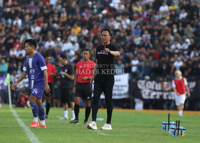 Pelatih Persik Kediri Ong Kim Swee.