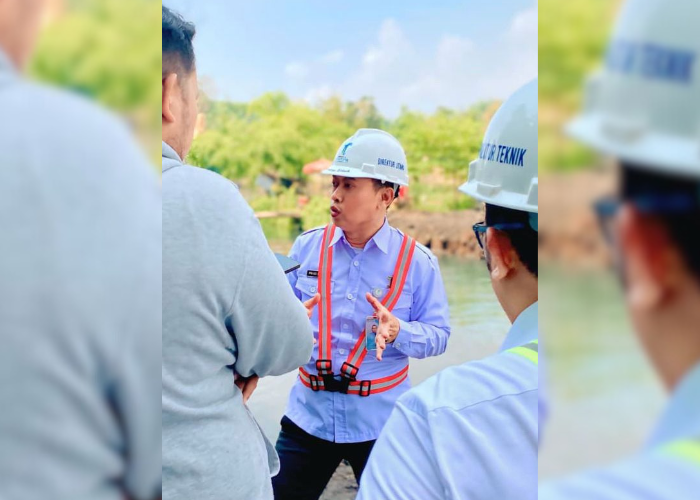 Direktur Utama Perumda Tugu Tirta Priyo Sudibyo, SE, S.Sos, MM