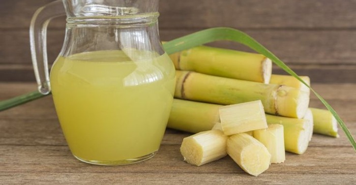 Minuman manis air tebu.