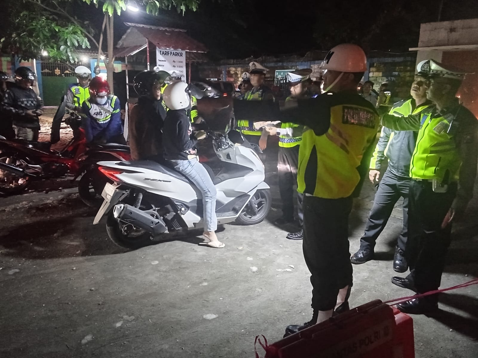 Antisipasi balap liar di Kota Kediri.