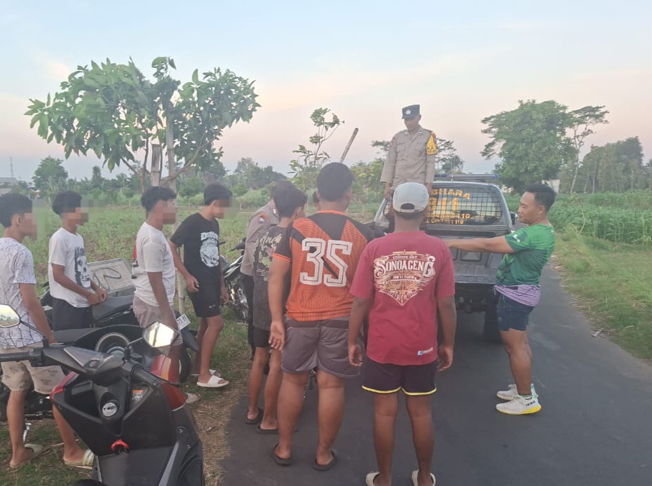 Polisi mendapati bocah-bocah balap liar di Gurah.