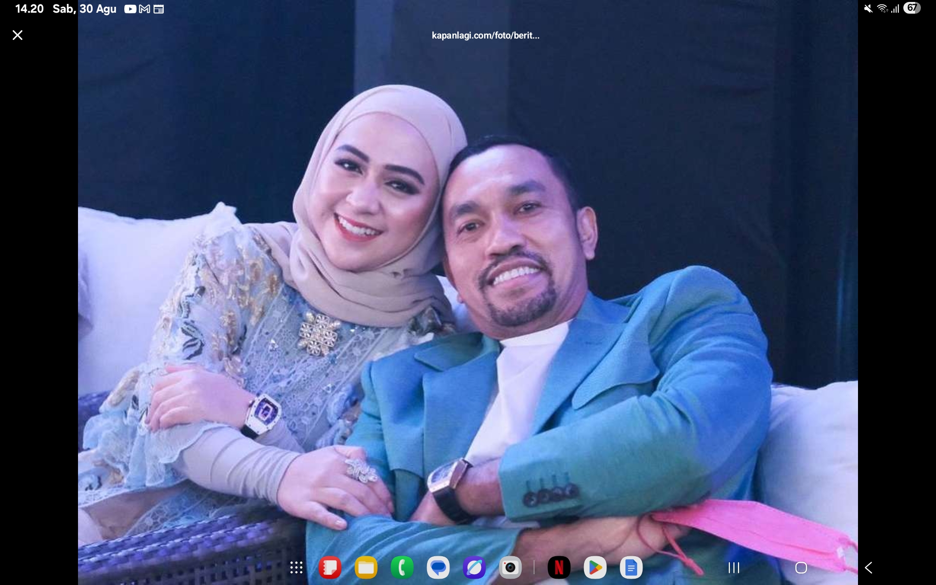 Sosok istri Ahmad Sahroni.