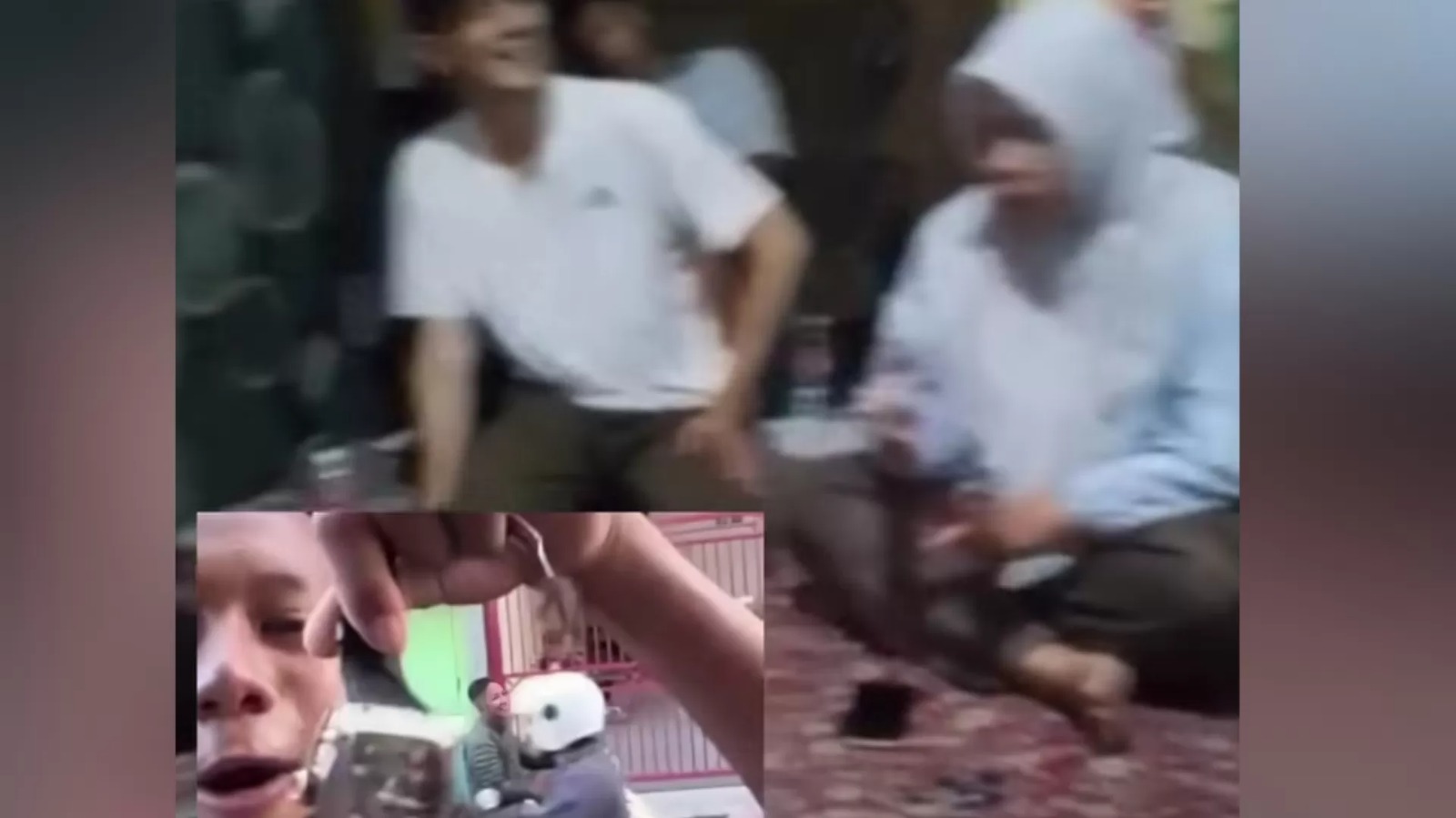 Sejumlah warga justru memilih mengembalikan barang-barang yang sempat mereka ambil.