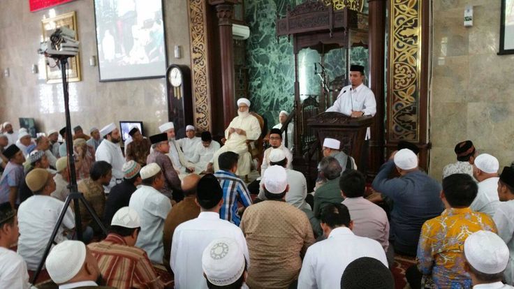 ilustrasi khutbah gerhana.