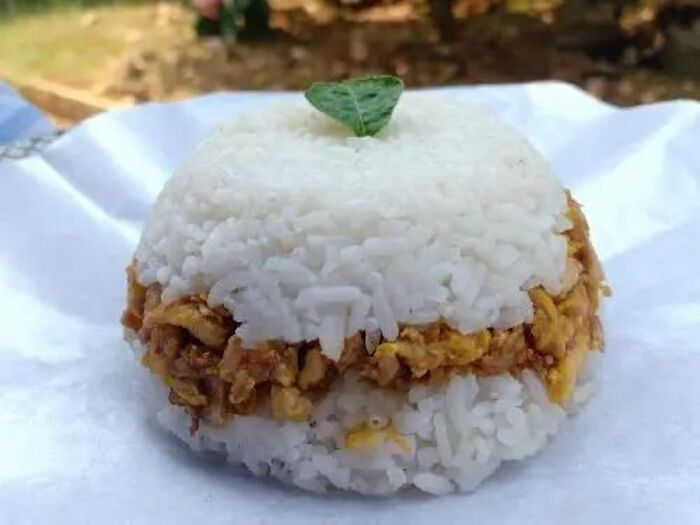 Nasi cokot