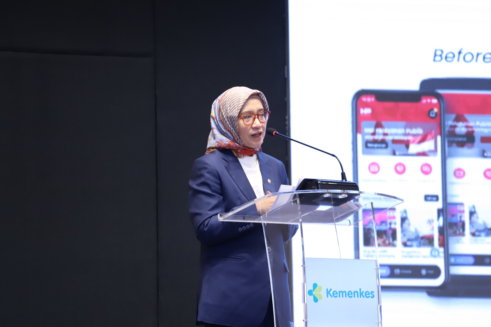 MenPAN RB Rini Widyantini menjelaskan rencana CPNS 2026