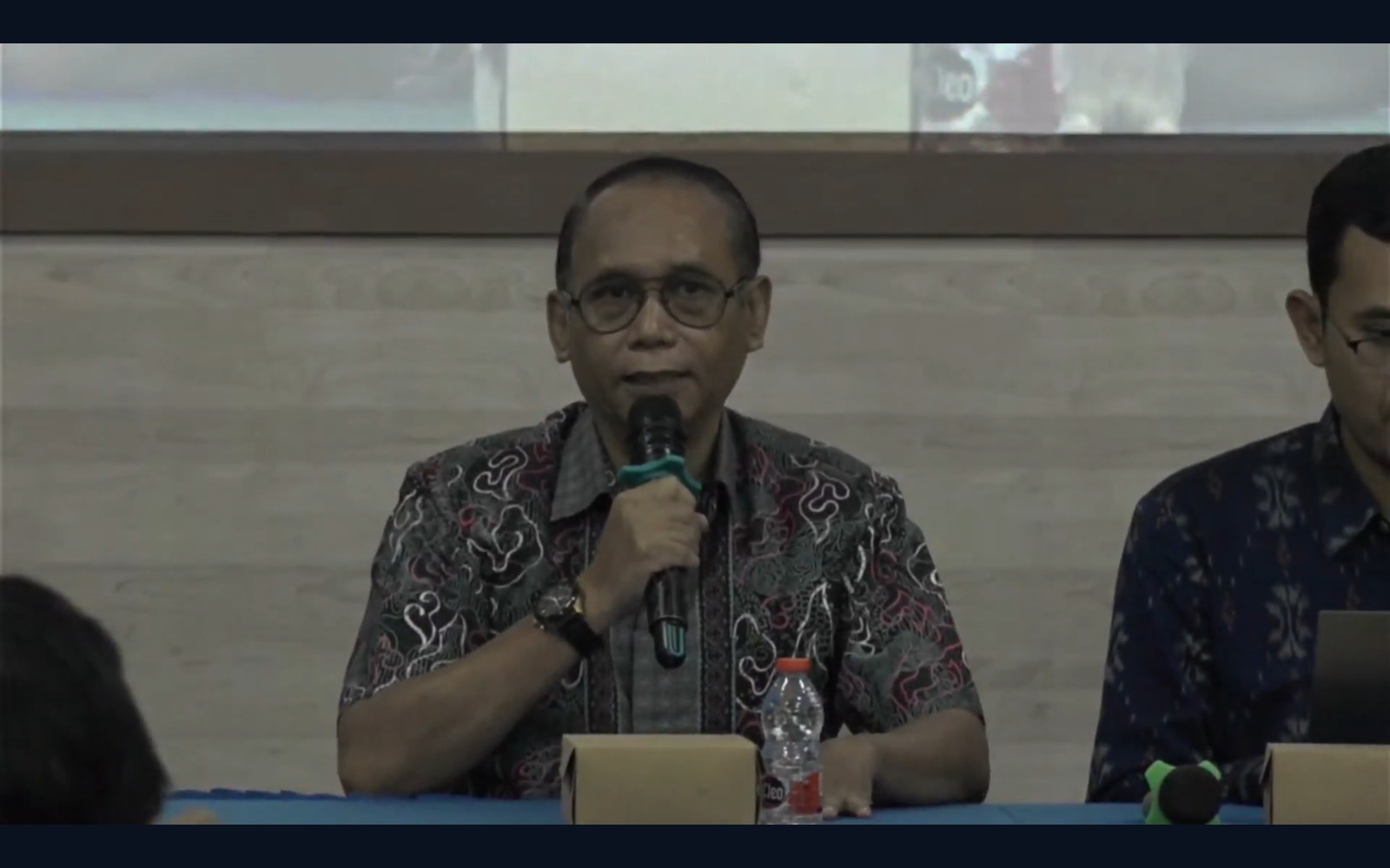 EDUKATIF: Chaerul Efendi S., S.Pd.Bio Kasie SMA & PLK Cabdin Wilayah Kediri saat memberikan sambutan dalam pembukaan lokarya.