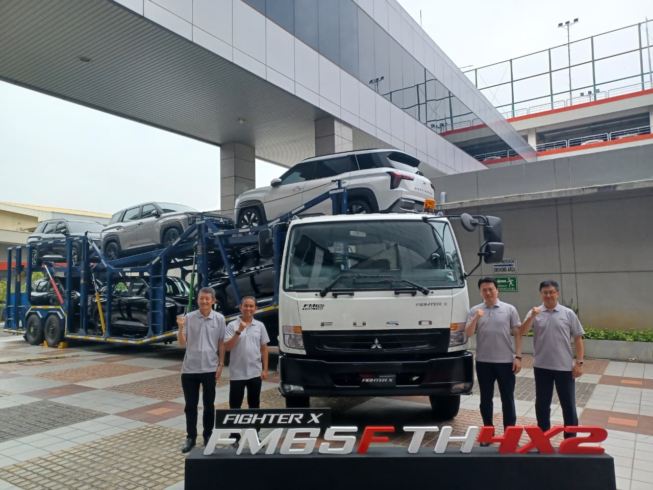 Mitsubishi Fuso Luncurkan Fighter X FM65F Tractor Head 4x2