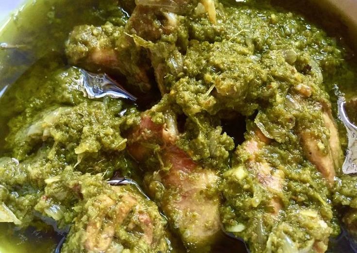 Ayam Lado Hijau makan khas Minang