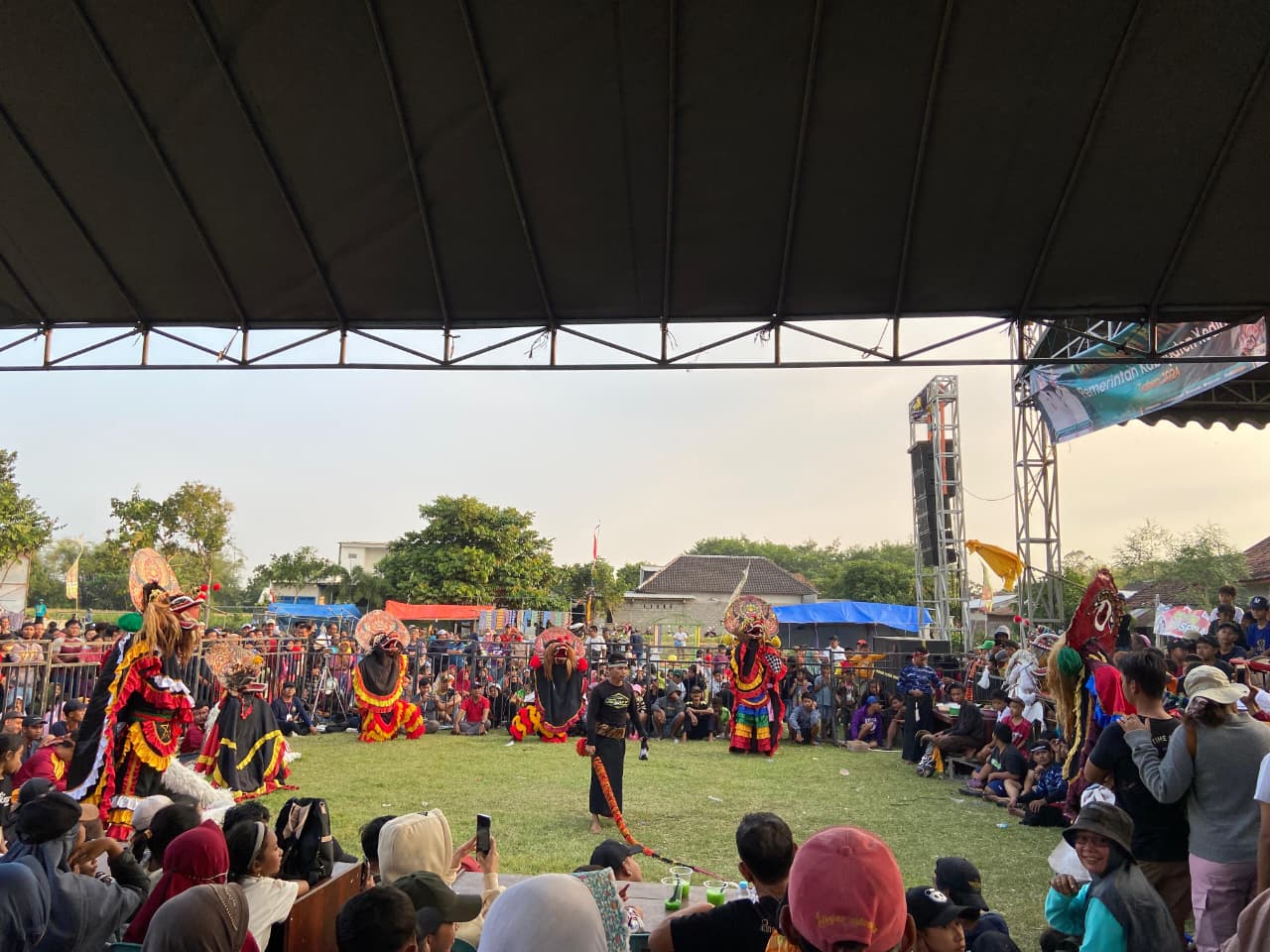 Penampilan Jaranan Turonggo Seto (Diana Yunita Sari)