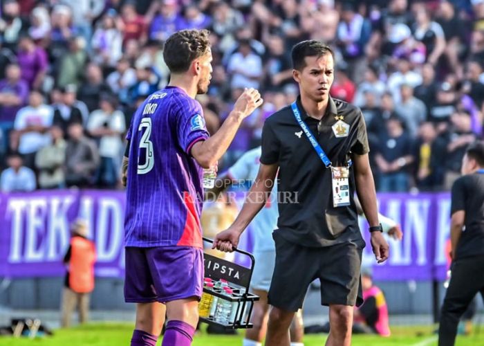 M. Sultoni, masseur atau terapis pijat di Persik Kediri.