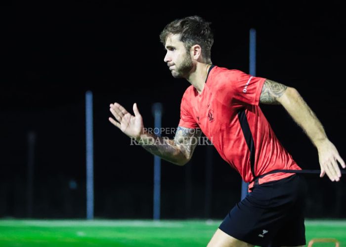 Telmo Castanheira, gelandang Persik Kediri.