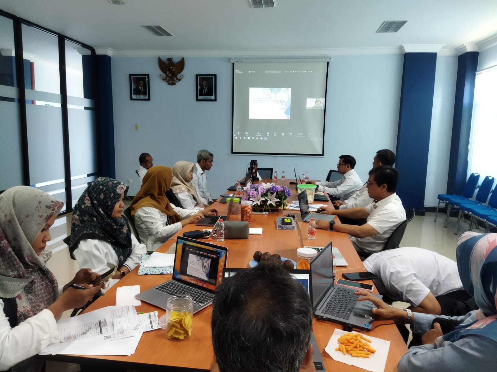 Prodi Manajemen Informatika Kampus Kediri Gelar FGD untuk Jajaki Jejaring Internasional
