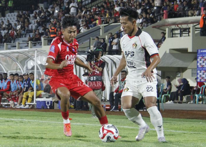 Persik Kediri versus Persijap Jepara.