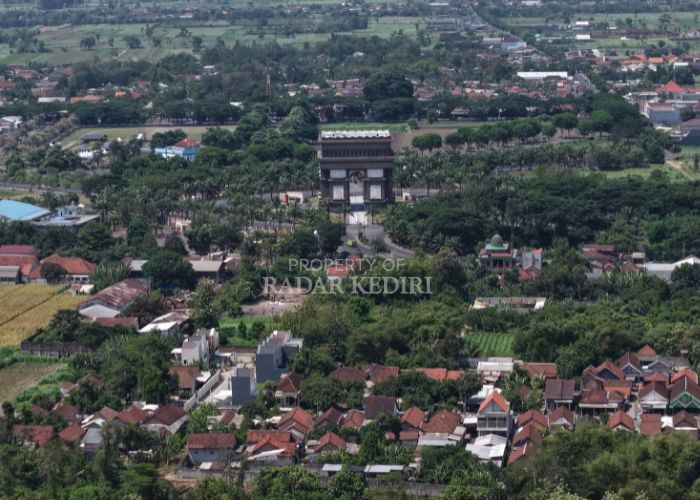Ilustrasi Simpang Lima Gumul Kediri dipotret menggunakan drone. (wahyu adji)