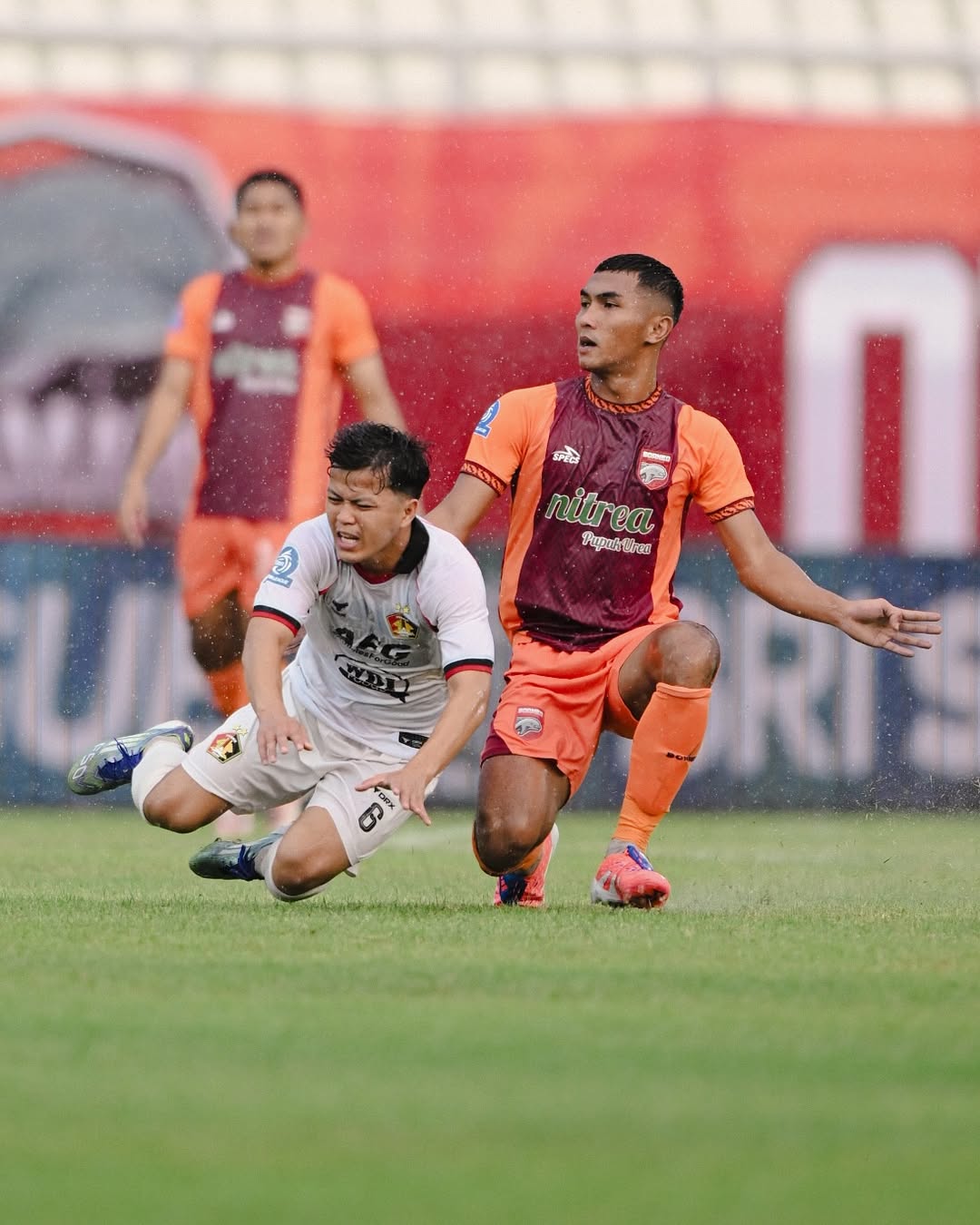 Persik Kediri vs Borneo FC.