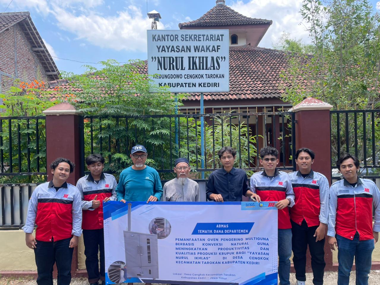 Tim Abmas Departemen Teknik Mesin Industri Fakultas Vokasi ITS Surabaya