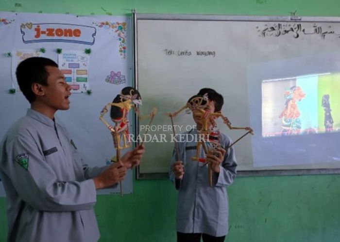 Ilustrasi wayang Timplong.