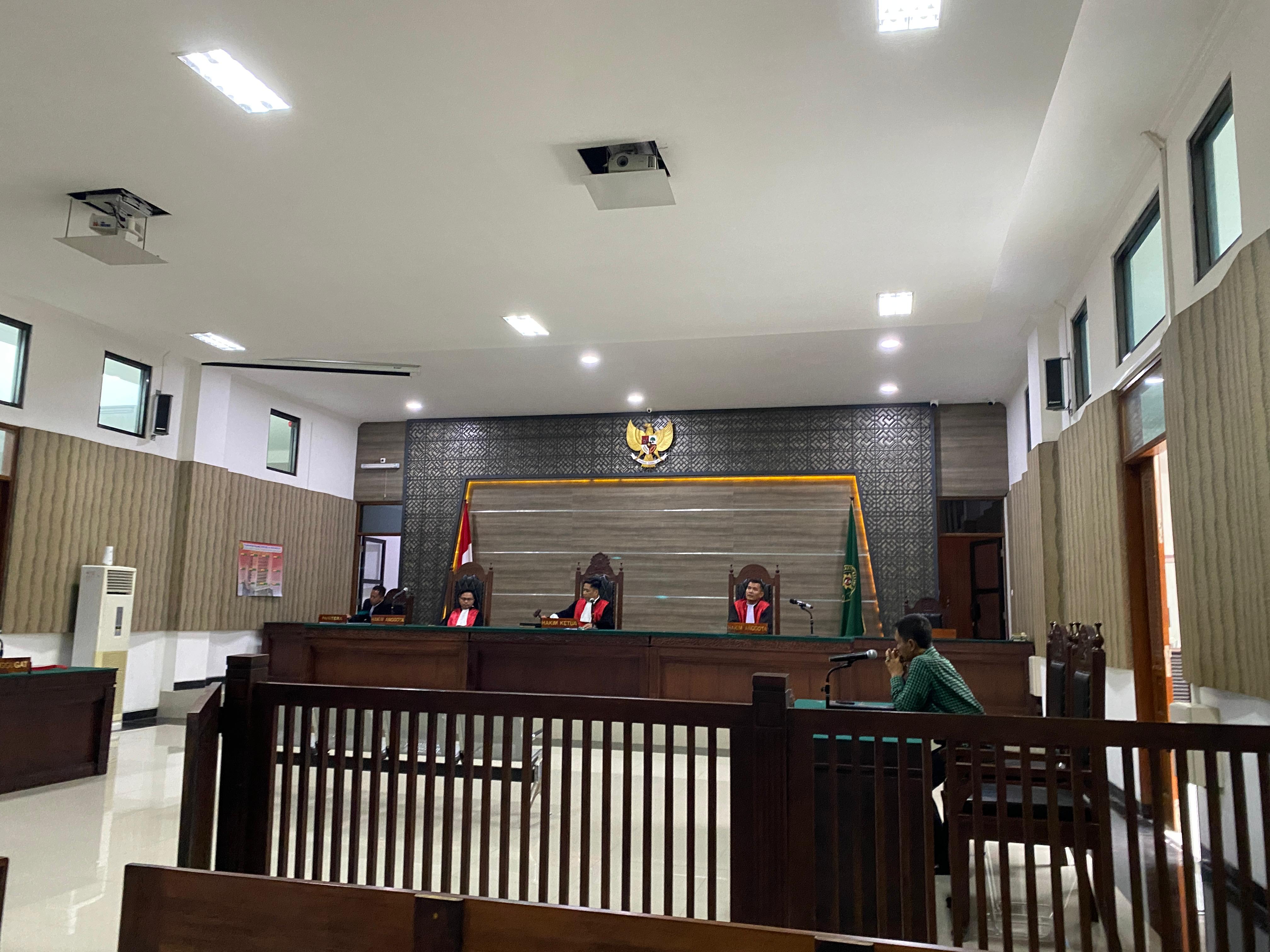 Pemkot Kediri digugat ke Pengadilan Negeri Kediri dalam kasus tumpang tindih tanah.