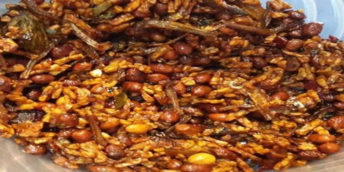 Kombinasi sempurna: tempe, kacang, dan teri dalam satu sambal istimewa