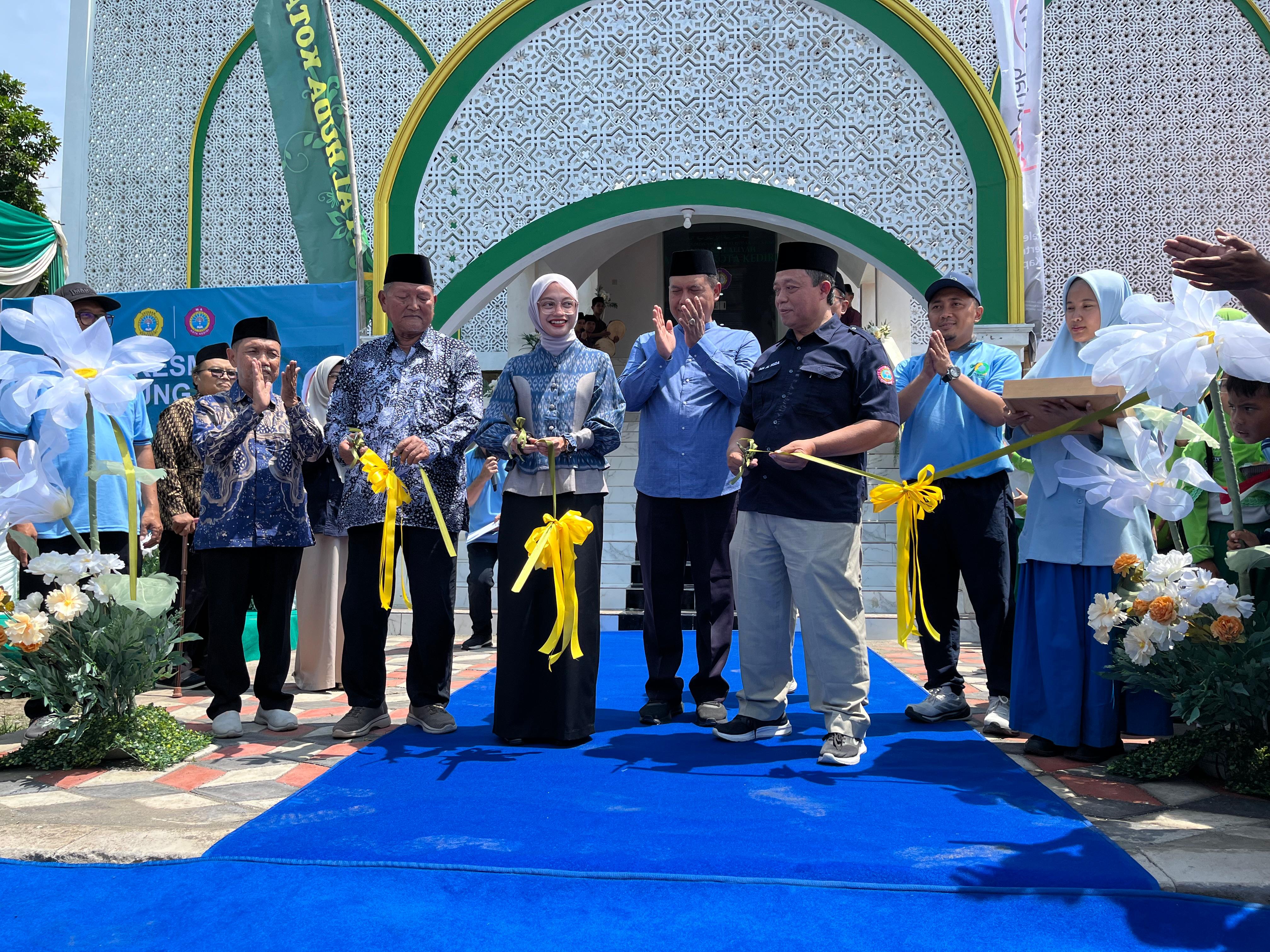 YPI Al Huda Kota Kediri Resmikan Gedung Baru MA Boarding School Modern