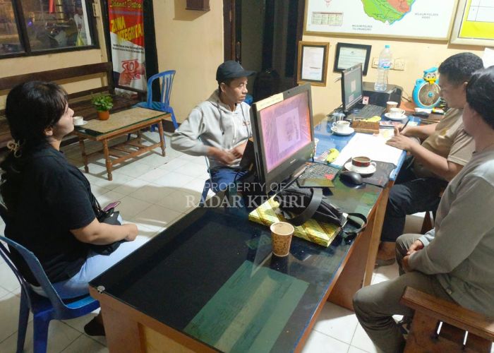 Polisi mendalami insiden pemukulan penonton karnaval sound horeg Mojo Kediri.