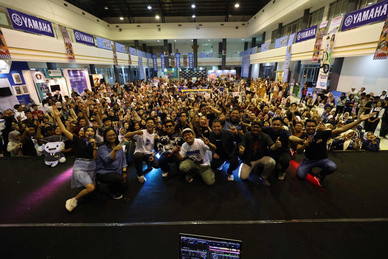 Suasana penutupan School Contest yang meriah di Convention Hall SLG.