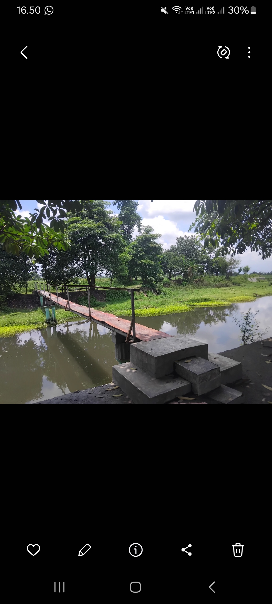 Objek Wisata Dam Kunir Desa Bulupasar (Diana Yunita Sari)