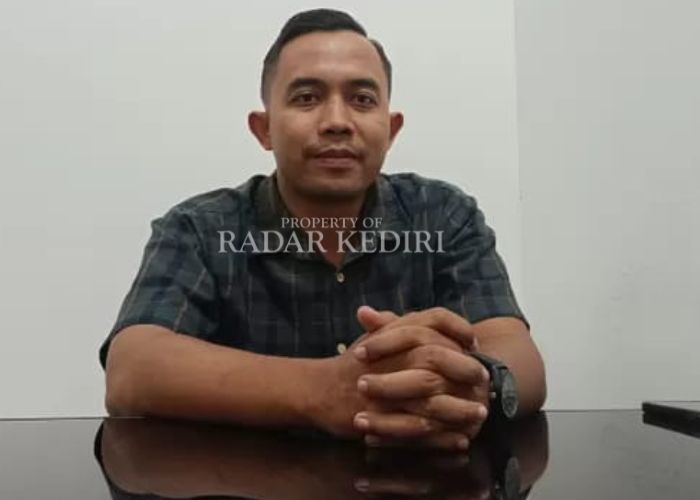 TINGGAL KENANGAN: Sosok Eka Septiawan, Anggota KPU Kabupaten Kediri.
