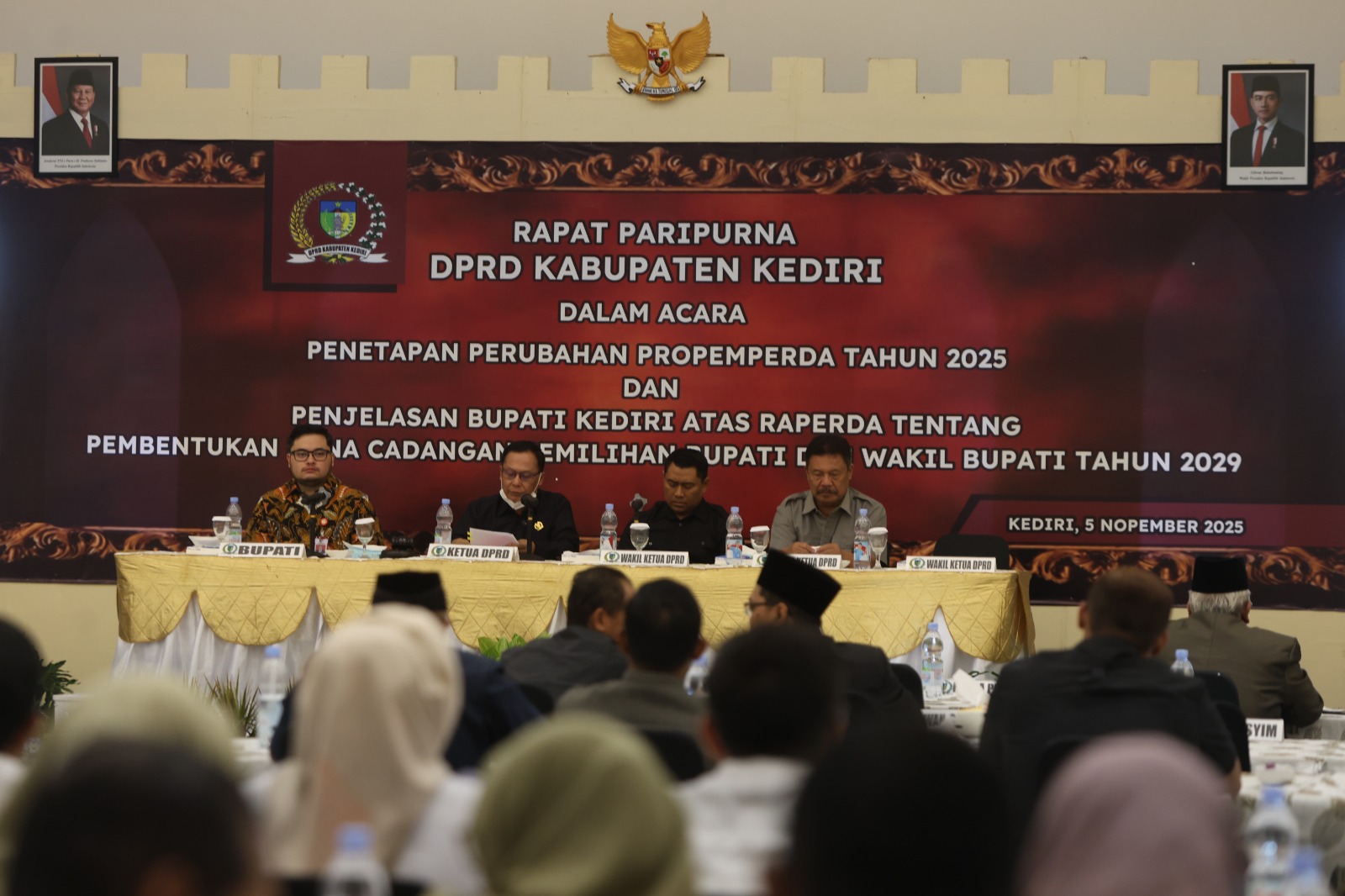 Rapat paripurna DPRD Kabupaten Kediri berjalan penuh khidmat.