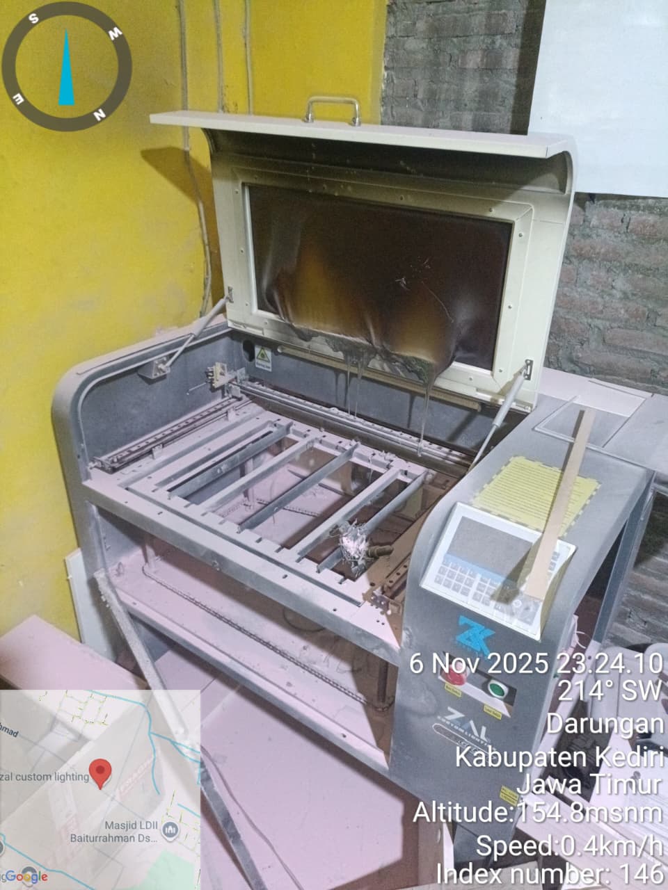 Kebakaran alat home industry di Pare Kediri.