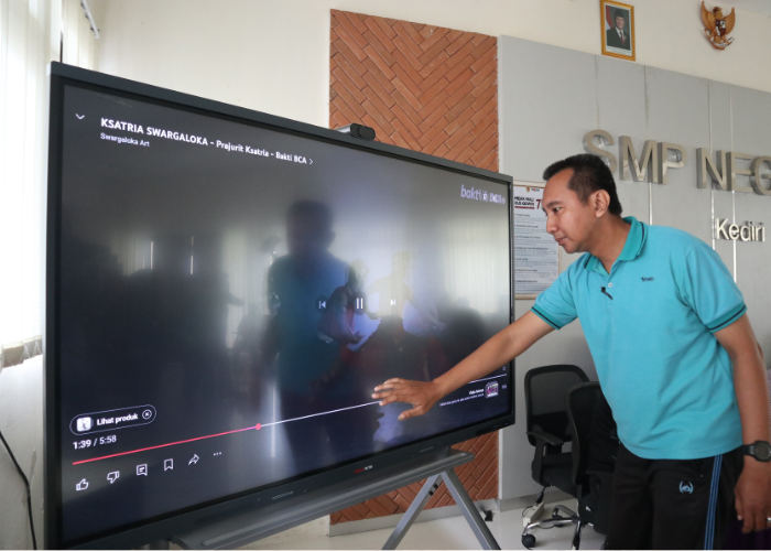 174 Sekolah Terima Flat Panel dari Presiden, Guru Ikuti Bimtek agar Bisa Mengoperasionalkan