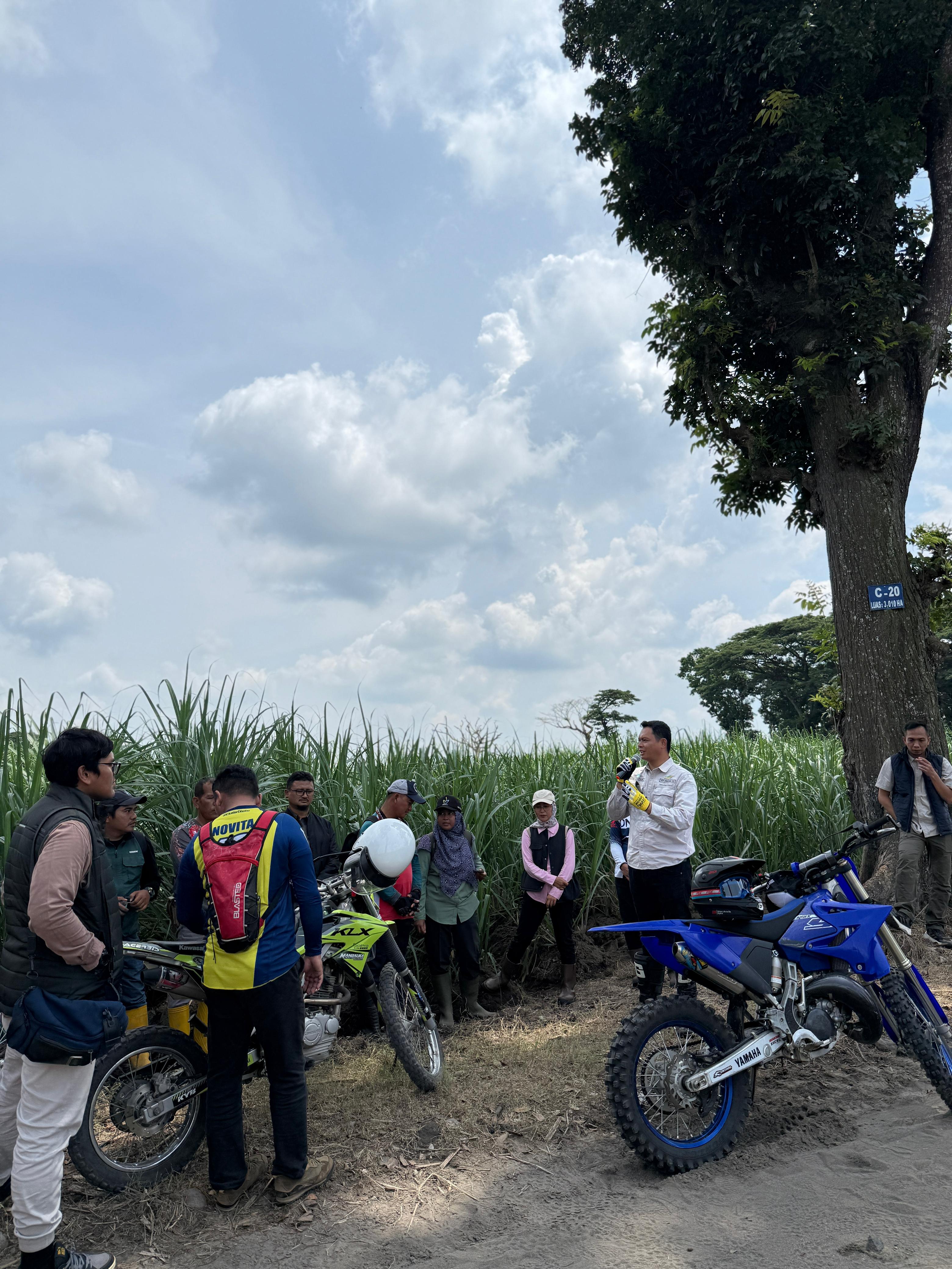 KUNKER: SEVP Operation PT SGN Febri Ari Marpaung bersama tim melakukan kunjungan kerja di MKSO Kebun Dhoho.